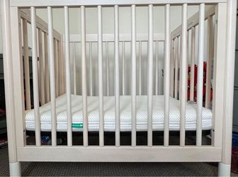 Babyletto Mini Crib With Newton Mini Mattress