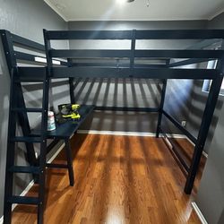 Kids Full Size Loft Bed w/ Desk 