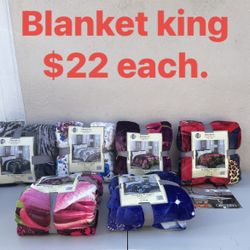 King Y Queen Blanket