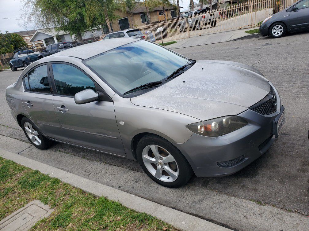 2005 mazda 3 clean title low miles