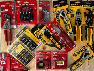 Milwaukee DeWalt $15 Each Herramientas