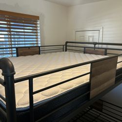 Queen Size Bunk Beds Metal Very Sturdy 1 Mattress Only Litera De Metal Macisa 1 Colchon 280