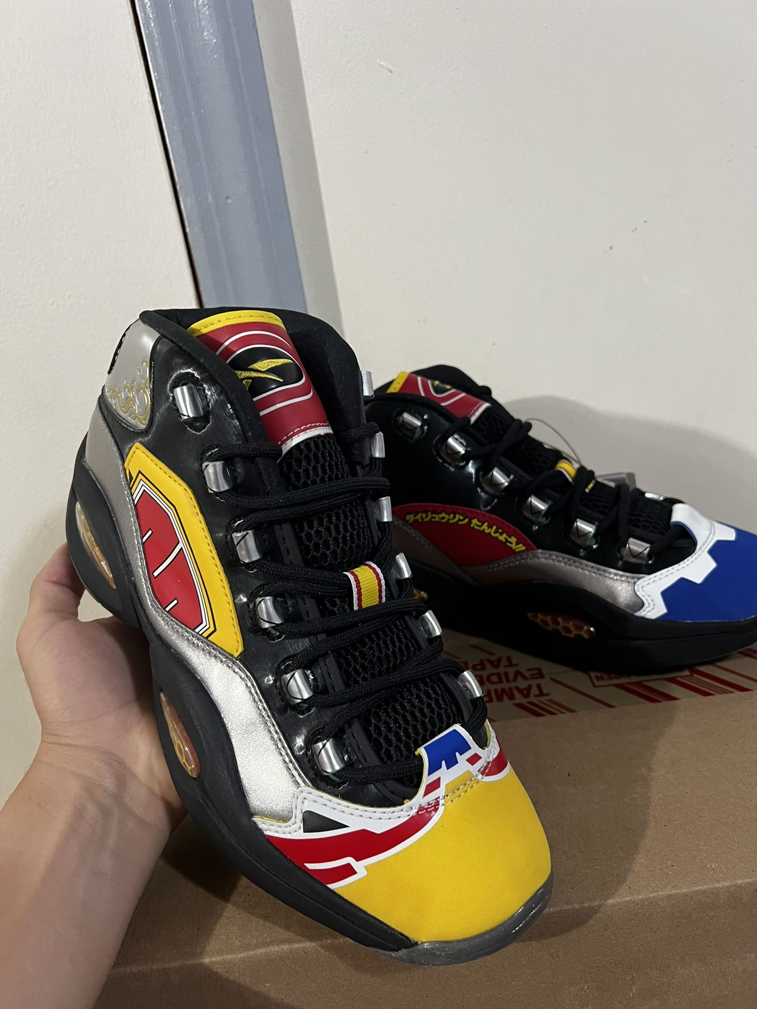 Reebok Power Ranger Size 9