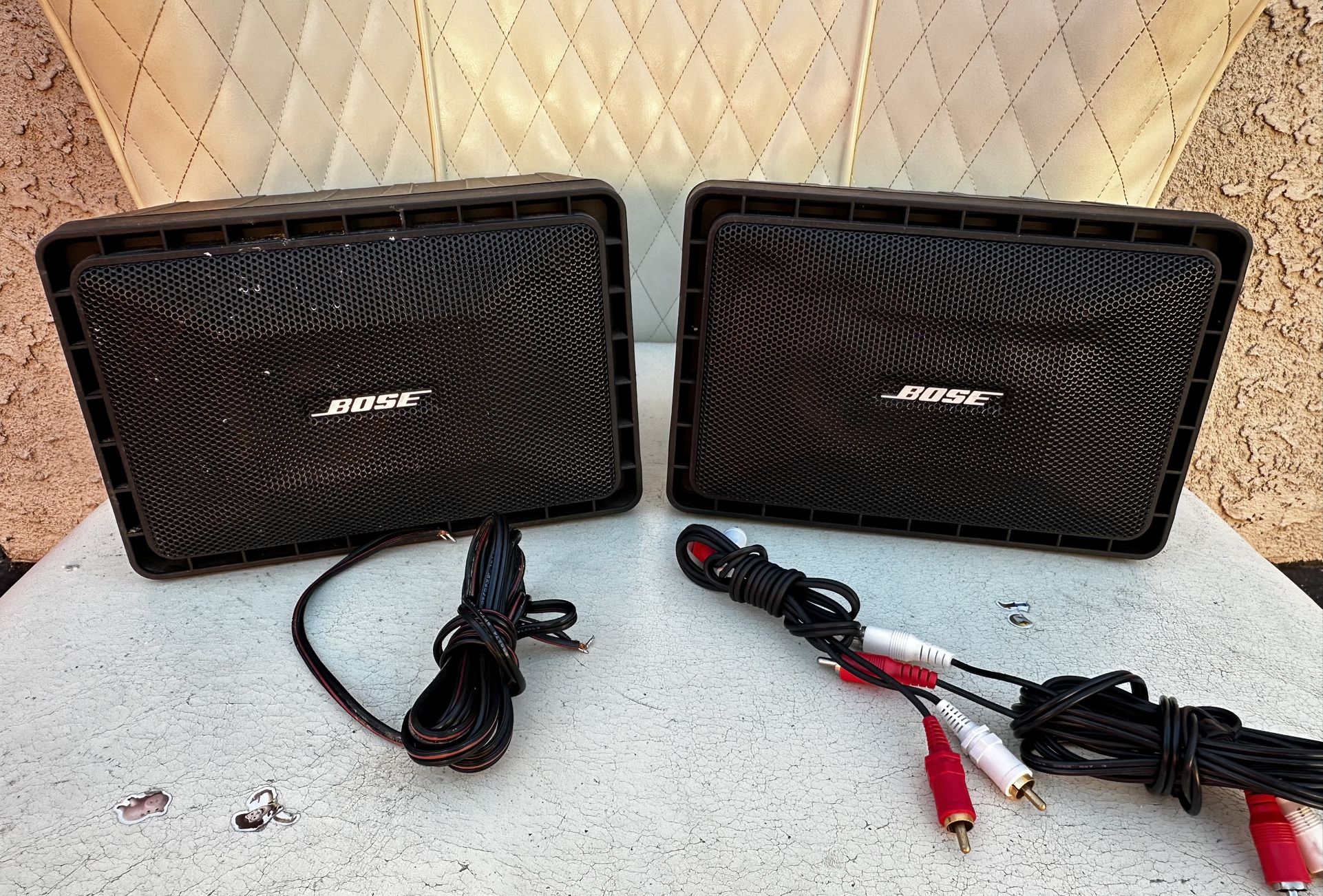 Bose Roommate Powered Stereo Speakers Pair – 30W Max – Cables Included