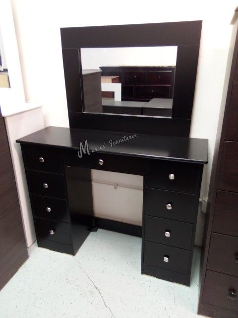 Black Vanity Dresser With Mirror!