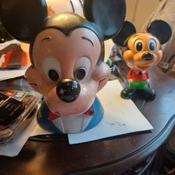 Micky mouse ventage Walt Disney Collectible Toys Banks