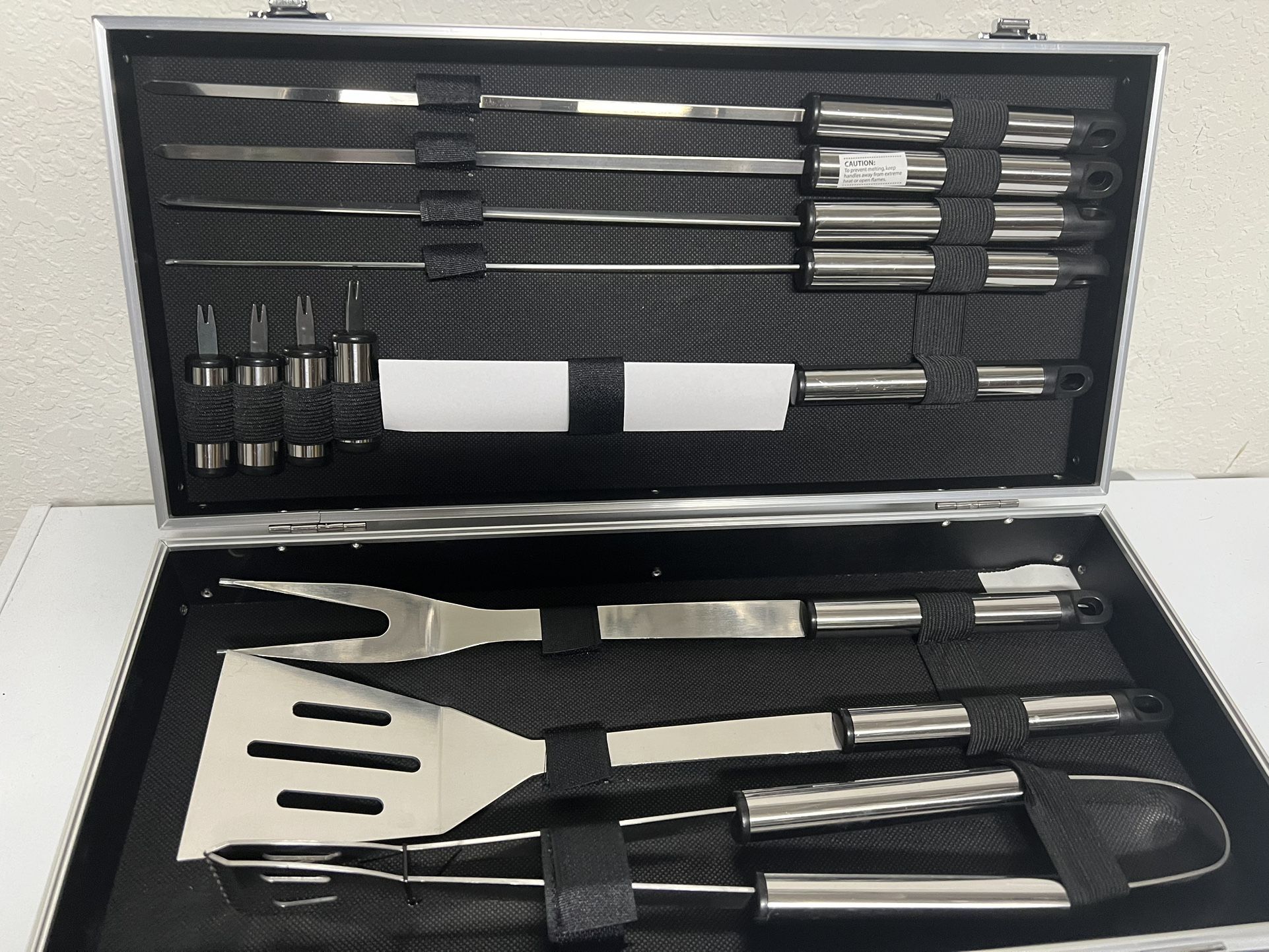 NEW BBQ Grill Tool Utensil Set