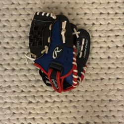 Rawlings Baseball Glove