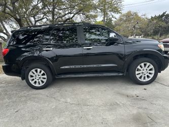 2015 Toyota Sequoia