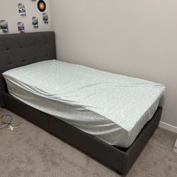 Twin Bed With Mattress