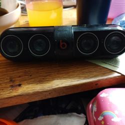 Beats Pill Speaker 
