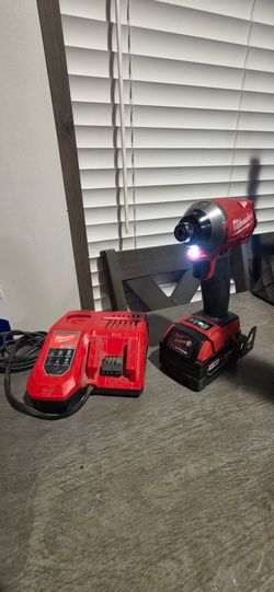 Milwaukee 1/4 Impact Drill