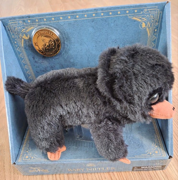 SDCC 2025 Exclusive Universal Studios Harry Potter Baby Niffler with Sound and Movement New Variation