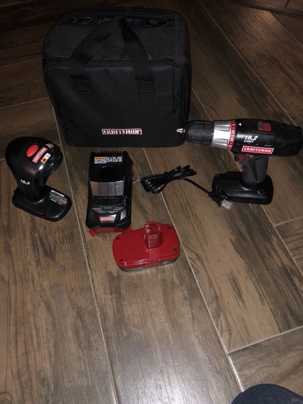 Craftsman drill brand new. Comes with a light , battery , charger, and the bag.