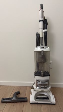 Shark Navigator Lift-Away Upright Vacuum NV355 Series