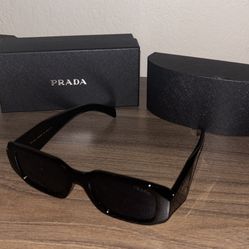 Prada unisex glasses luxary designer 
