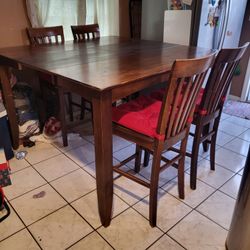 DINNER TABLE AND CHAIRS FOR SALE