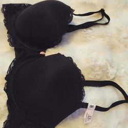 32D VICTORIA SECRET BRA 