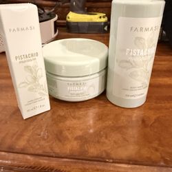 Farmasi Pistachio Macaron Beauty products