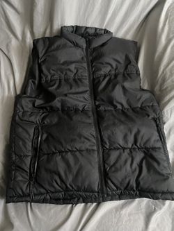 H&M Black Puffer Vest Size Small 