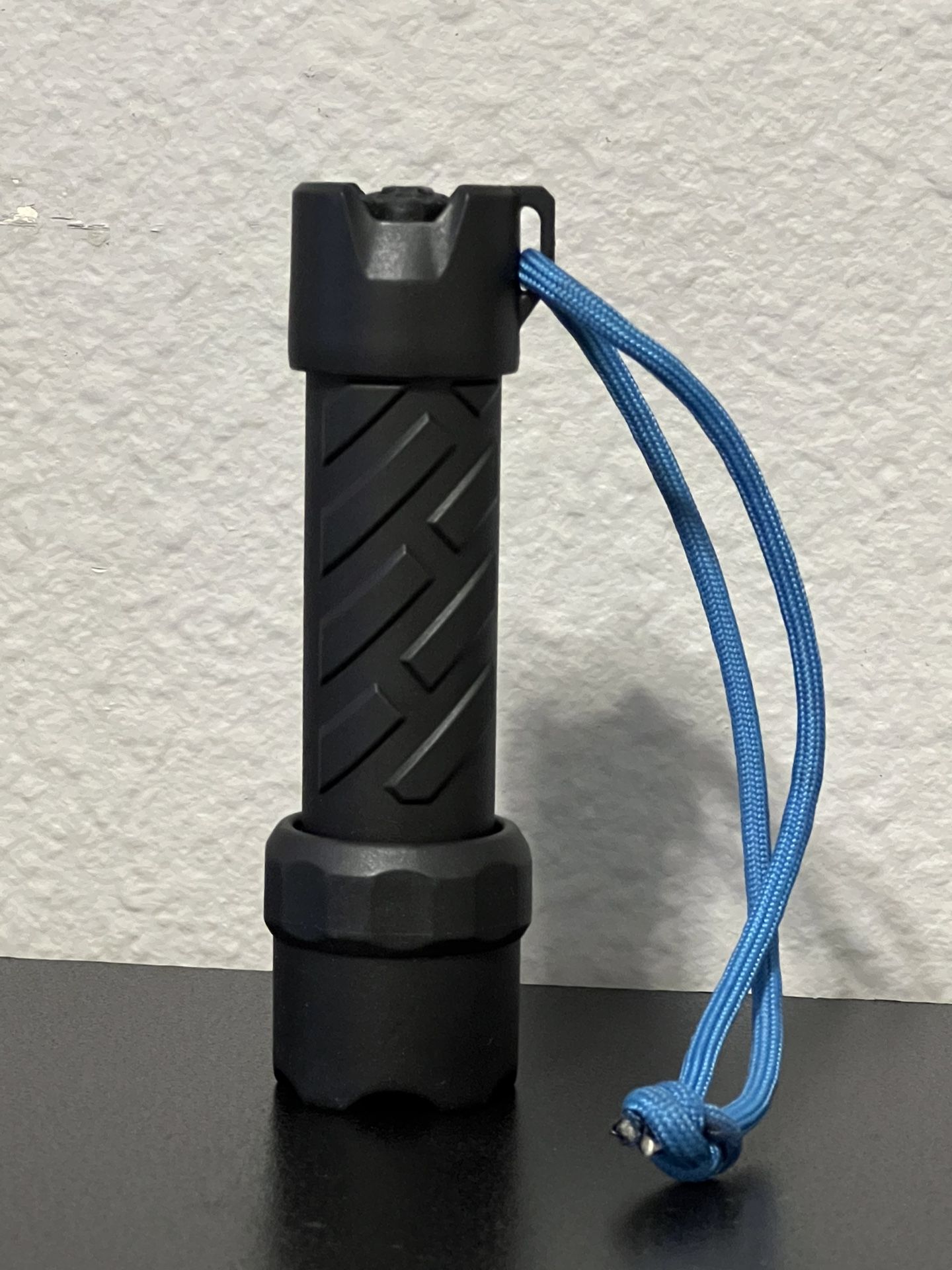 Coast 440 Lumen LED Flashlight AAA