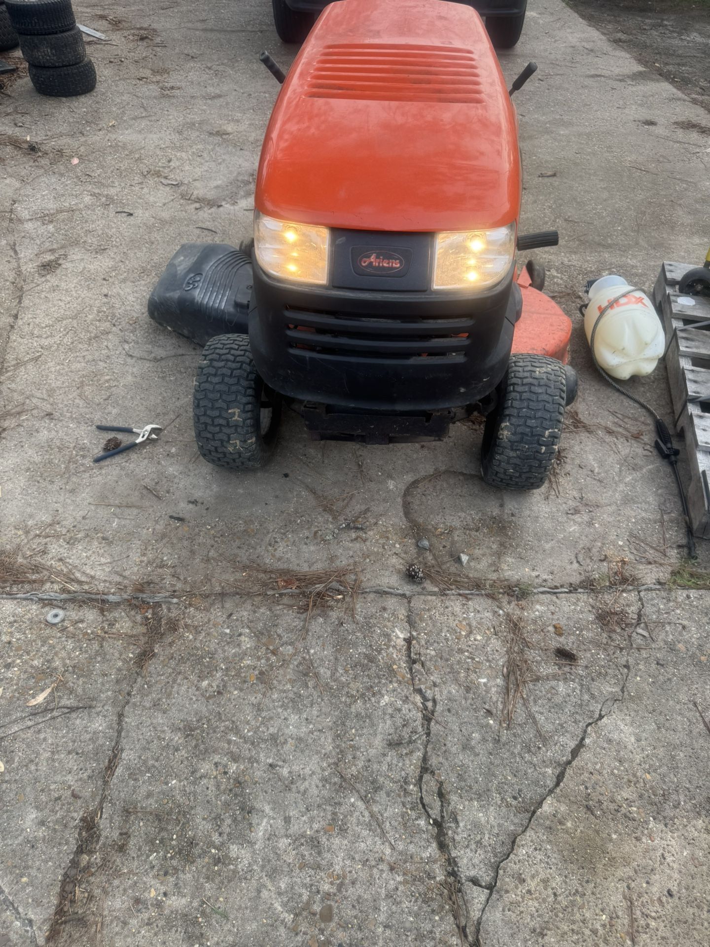 Ariens 2246 Riding Mower ($800 OBO Trade Or Trade + Cash)