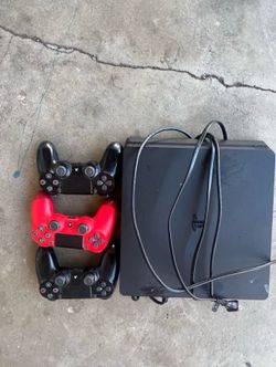 (NEED IT GONE) PS4 console and games