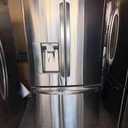 🔥 Just arrived! 🔥 Beautiful LG stainless steel refrigerator 👌