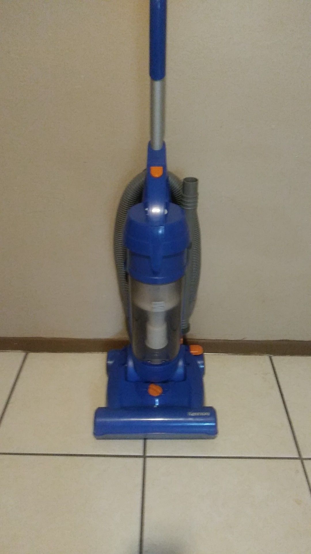 Vacuum cleaner