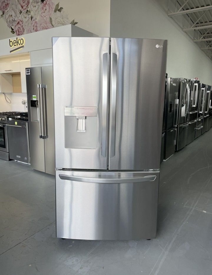 BRAND NEW LG 29 Cu. Ft. PrintProof Stainless Steel 3-Door French Door Refrigerator - LRFWSS V7