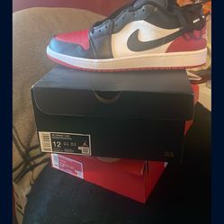Jordan 1 low Size 12 Men