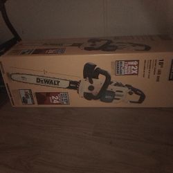 DeWalt Battery Chainsaw