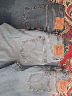 Levi's