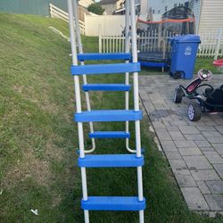 Pool Ladder 