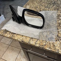 Toyota rav4 mirror