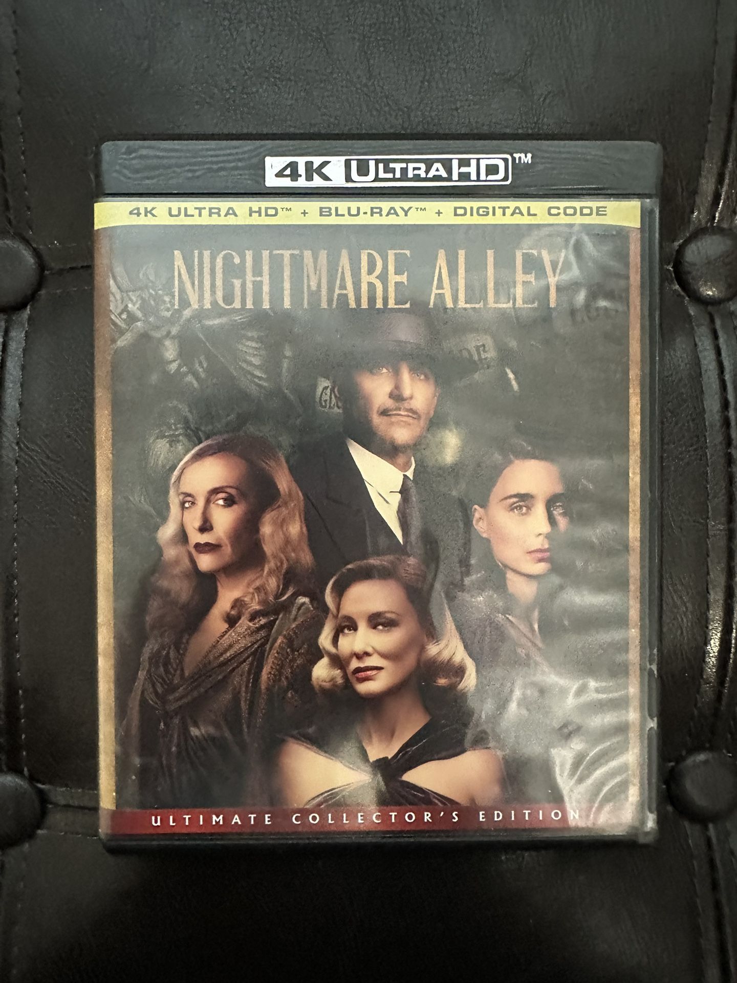 Nightmare Alley (2021) (4K UHD + Blu-Ray)