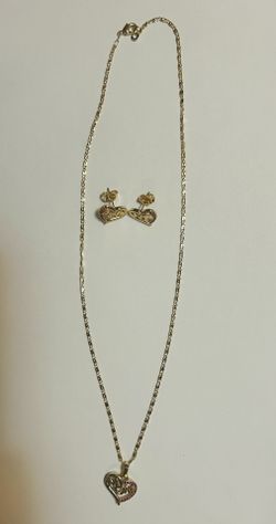 Cadena y aretes de Oro Laminado