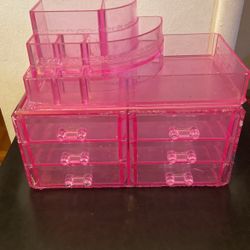 A two set make up organizers