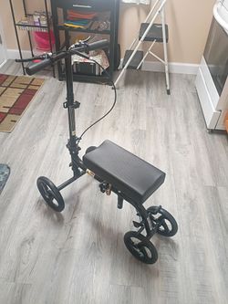 Knee scooter