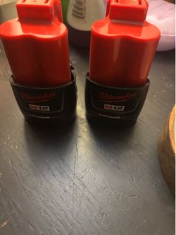 Milwaukee compact battery
