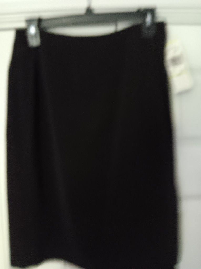Kasper Petite Skirt Size 4P.