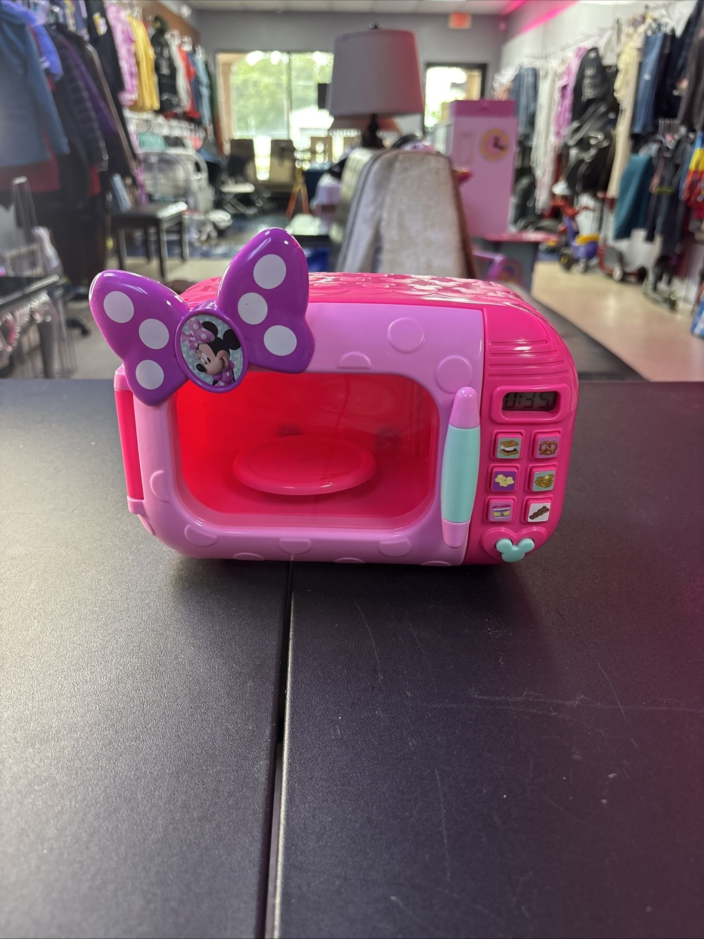 Disney’s Minnie Mouse Marvelous Toy Microwave Pink