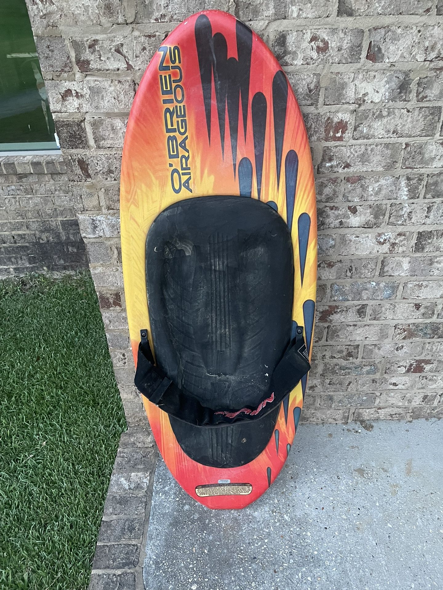O’Brian 56” Kneeboard Black/Orange Airageous