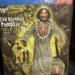 Costume 