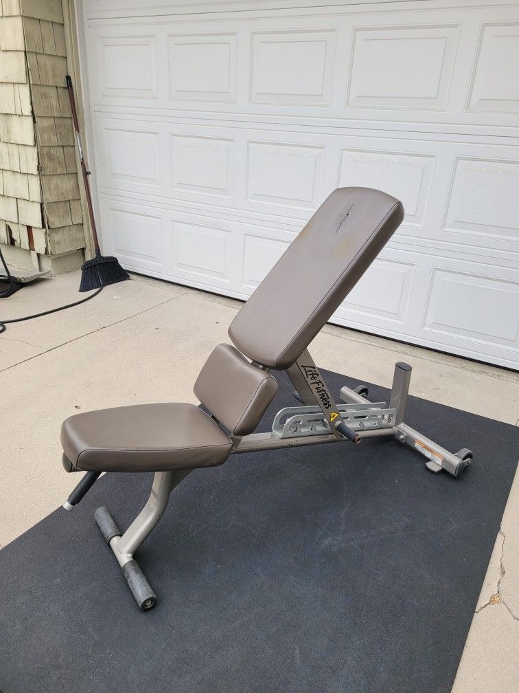 Life Fitness Adjustable Weight Bench for $150 Firm (WALNUT 91789)