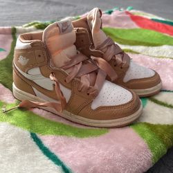 Nike Jordan 1 Praline 9.5 Toddler