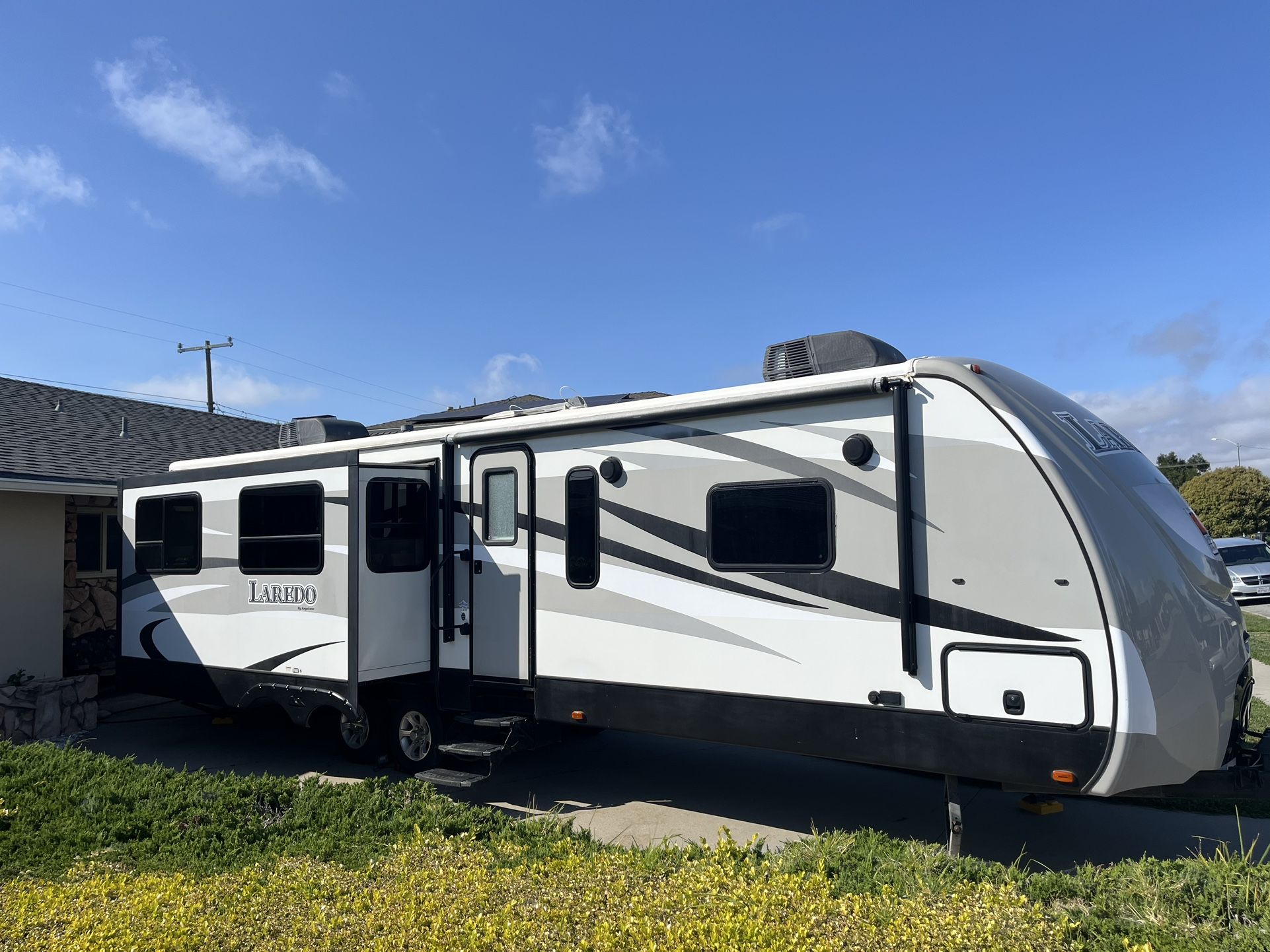 2015 Keystone Laredo