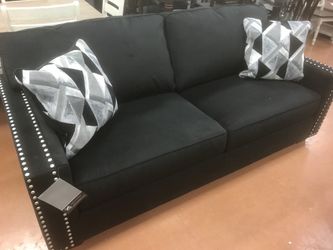 New 84” Black Sofa 🔥🔥 AVAILABLE NOW