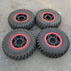 Walker Evans Beadlocks With Sedona Trail Saw Tired