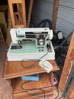 Necchi Alco Dressmaker Zig Zag Sewing Machine